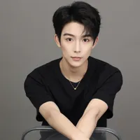 Bành Vĩ Mẫn