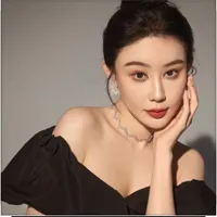 Vương Dịch Phỉ
