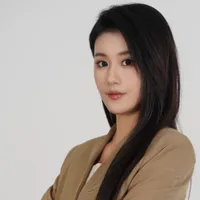Khuất Uyển Quỳnh