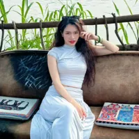 Phương Tuyết Bình